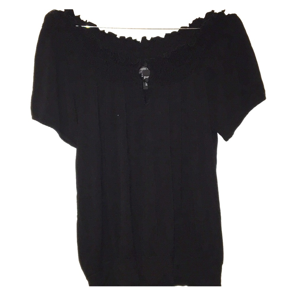 Off the shoulders black top